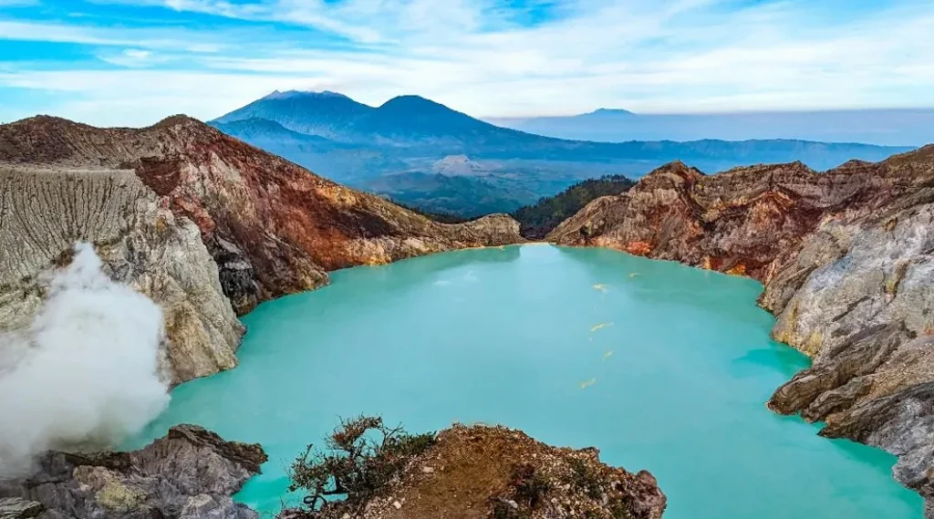 Ijen For Header Website Dmb Indonesia 01 East Java Luxury Tour | Bromo, Ijen & Tumpak Sewu Adventure DMB Indonesia Tour