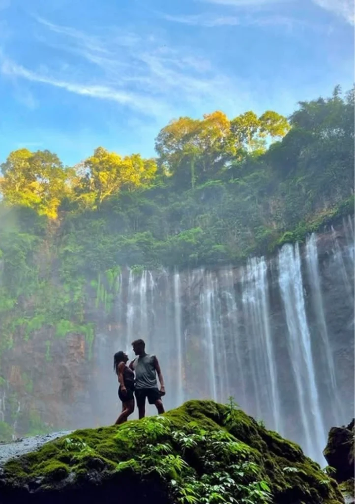 DMB Indonesia Tour DMB Indonesia Tour: Luxury Indonesia Tour & Bespoke Travel Home DMB INDONESIA TOUR